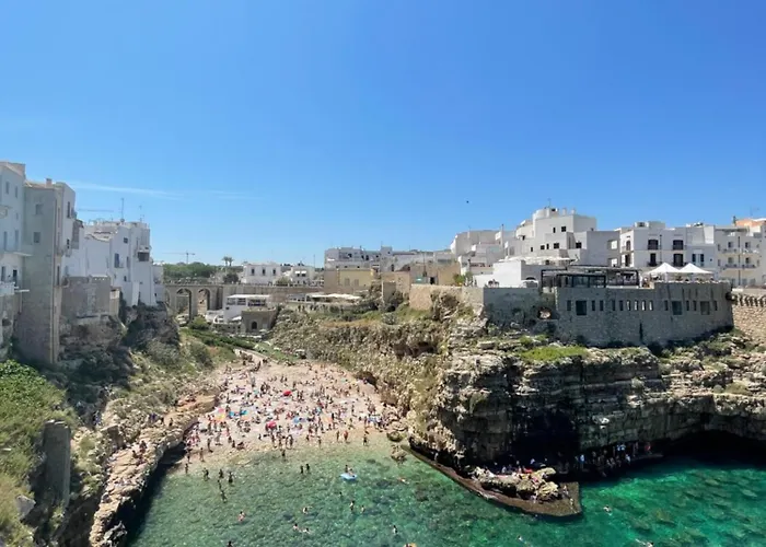 Dimora Luna Calante ゲストハウス ポリニャーノ・ア・マーレ